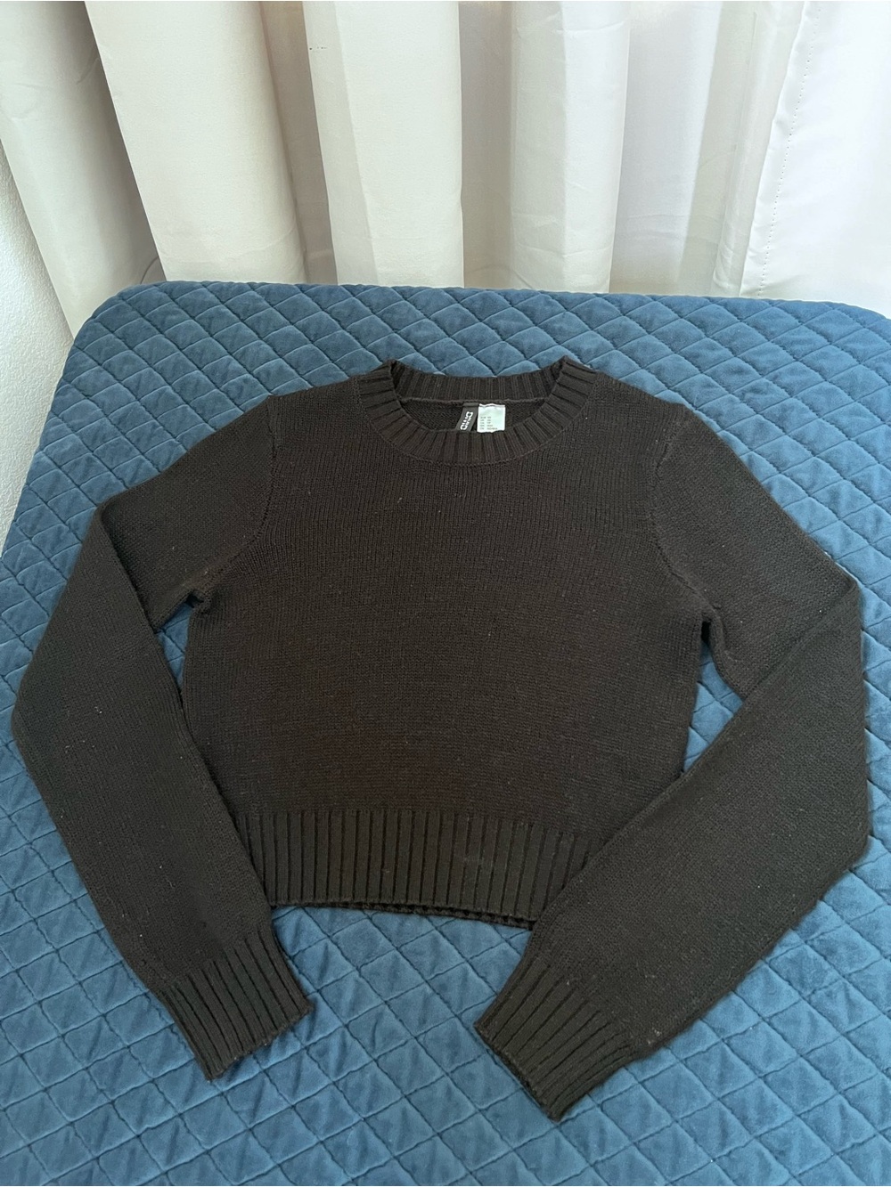 H&M Divided Black Women's Crewneck Sweater - XS - Cuffed Sleeves - Casual